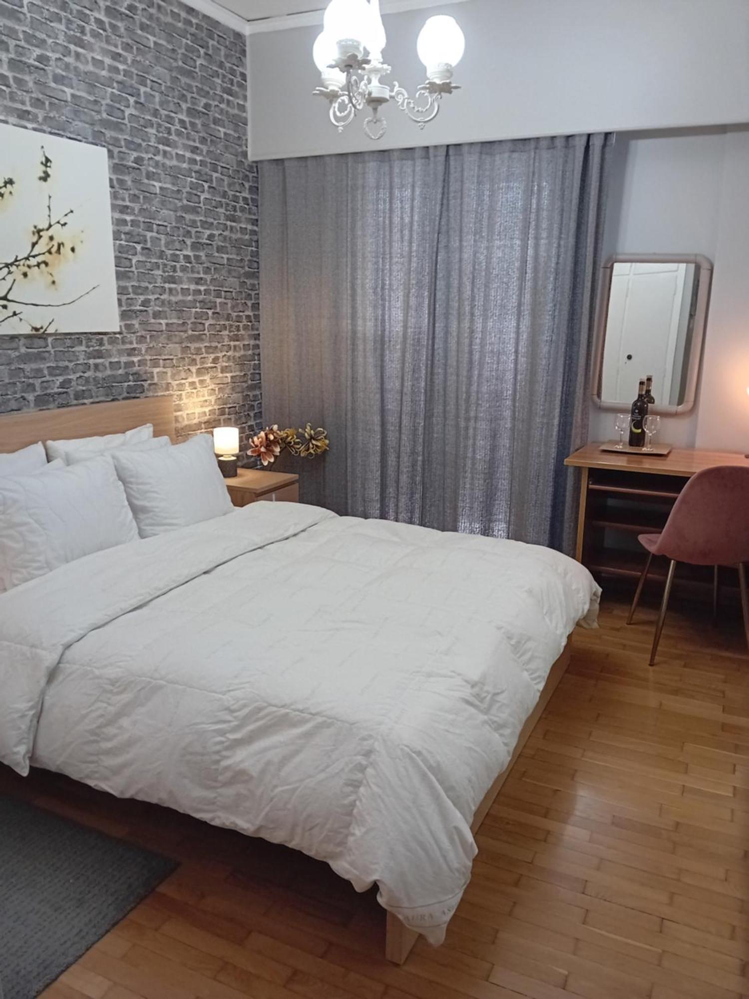 Joanna'S Heart Of Athens One Br Charm Balcony View Walk To Tourist Spots Apartment Luaran gambar